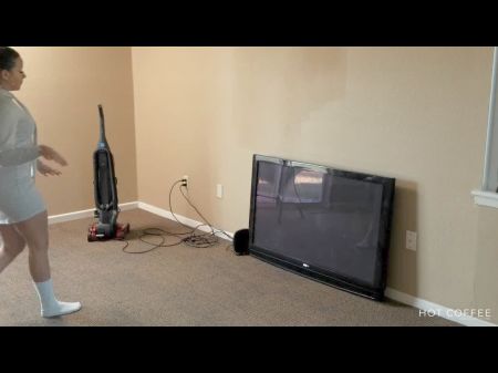 women flashing cabl guy