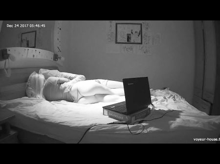 fucking_on_night_vision_cam_sister