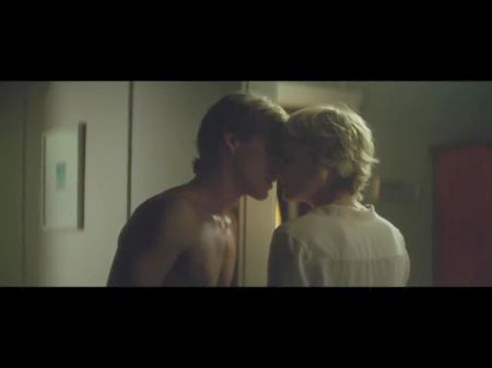 download video mom v boy sexx japanes movie