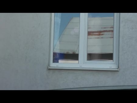 neighbor flashes pussy at window