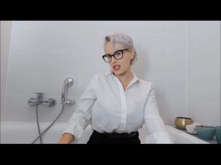 joi show mom