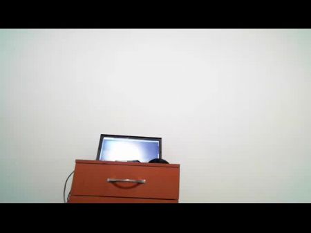 huge jiggly ass girl