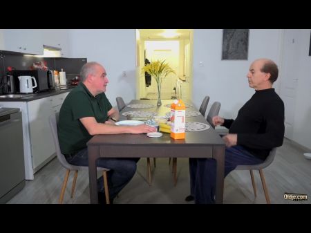 old man is penetrating young pussy