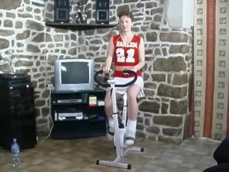 trisha lovely brunette girl natural big tits flashing public place