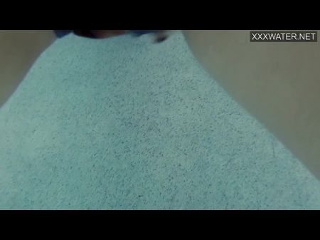 granny sex in swimming pool