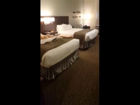 bf fingering gf orgasm