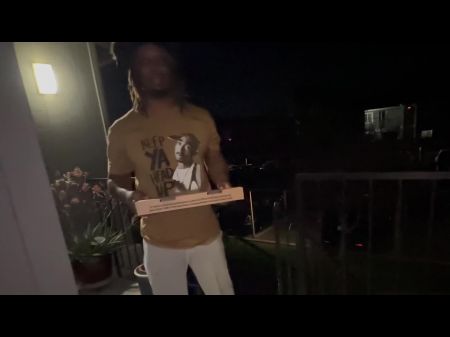 moms thick ass caught masterbatinvlg