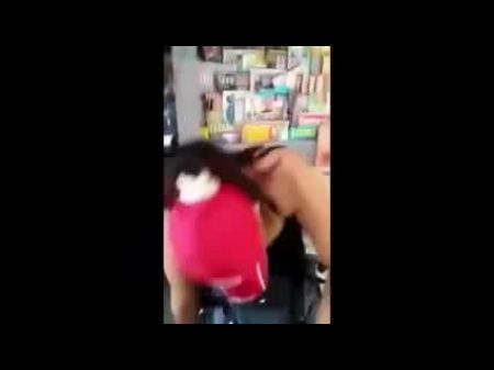 estella warren mostrando las tetas