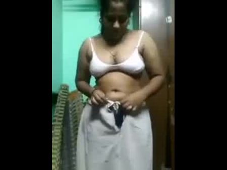 indian mom son xxx dress changing