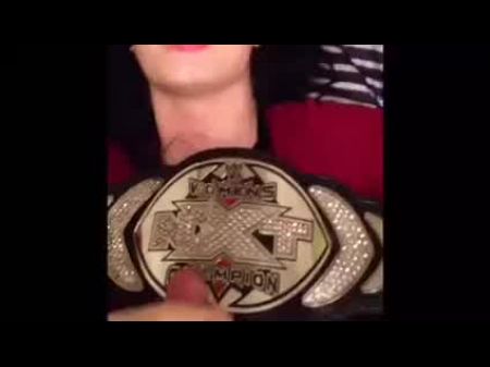 cumming wwe diva aj lee