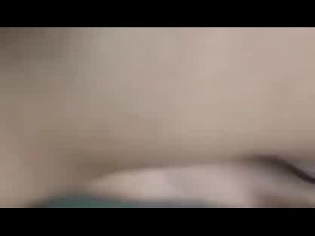 pabla por celular con su madre mientras scene relations