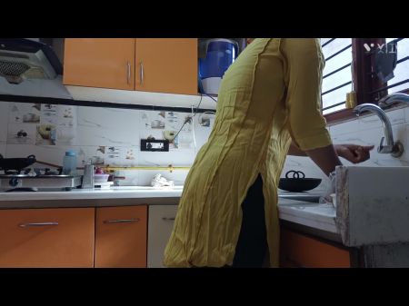 saree bathing mallu handjob