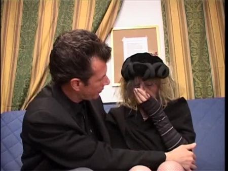married couples swap in same room