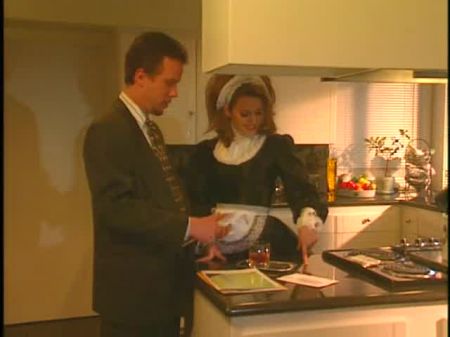 maid saw me and my wyfe havin