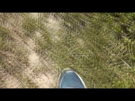 yoyeur beach cum susrprise wife naked