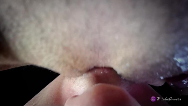 couple pussy licking squirting